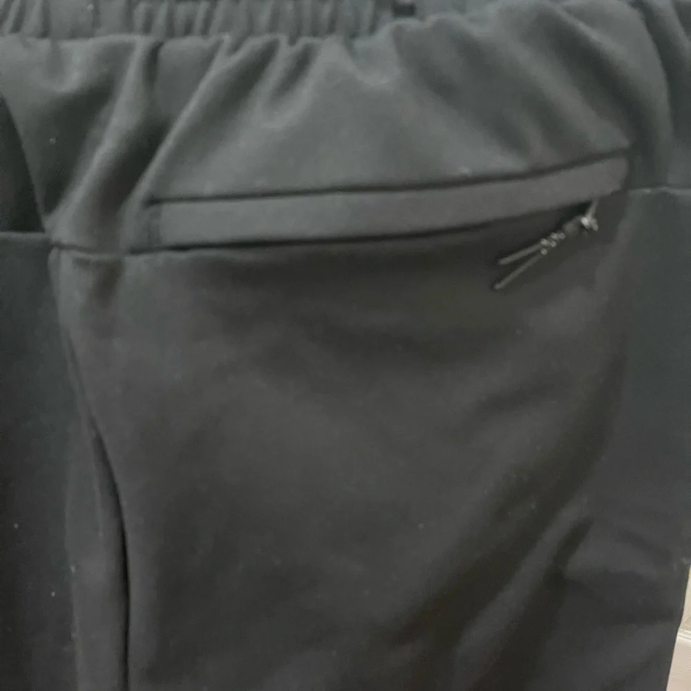 Bundle of 2 Old navy jogger very soft material black and gray - Picture 7 of 16